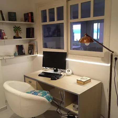 Birbo Seaview Апартаменты *